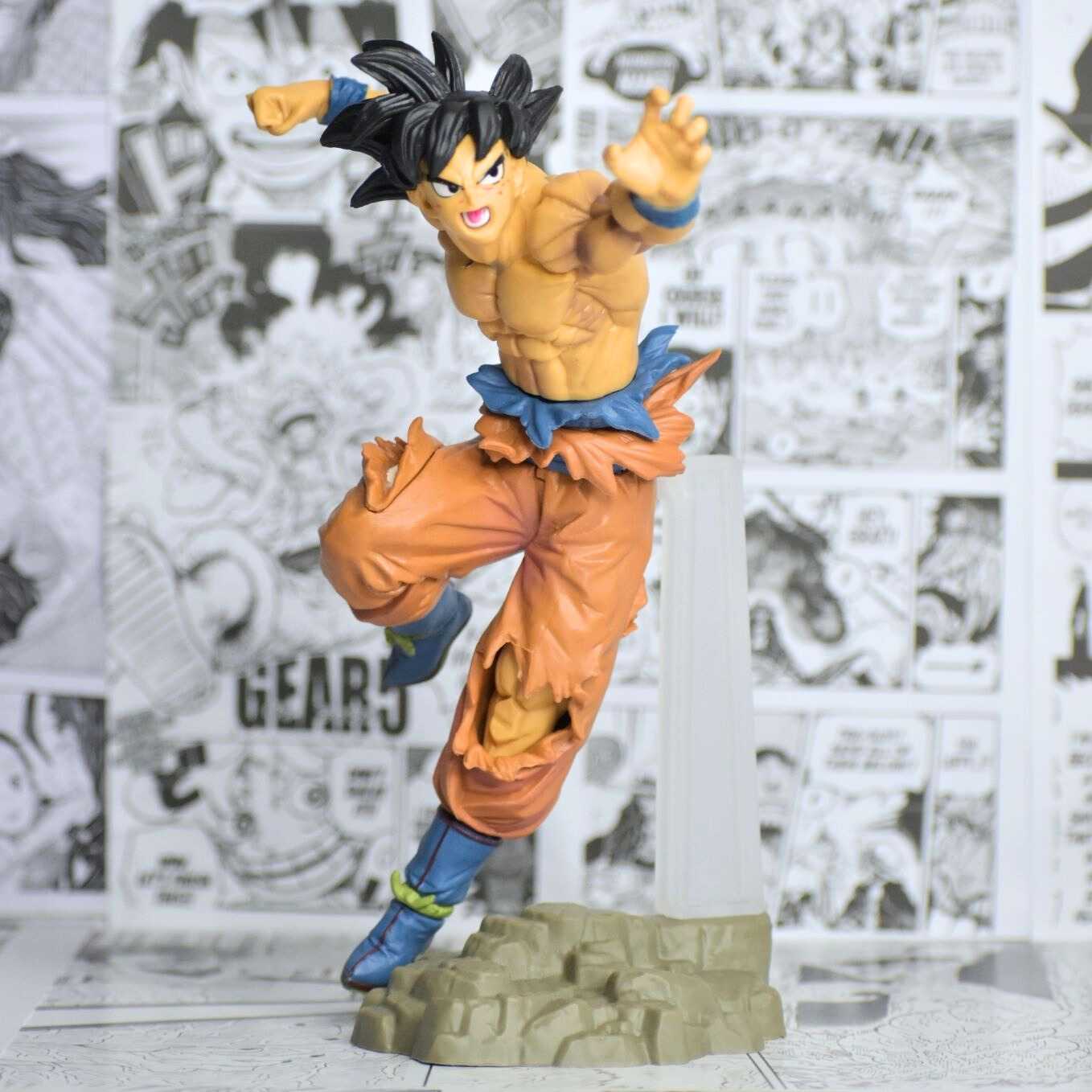 Goku Punching Dragon Ball z Action Figure 24 cm Tall Stone Style Base - SoulAbiti