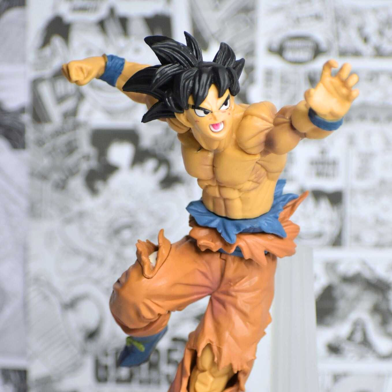 Goku Punching Dragon Ball z Action Figure 24 cm Tall Stone Style Base - SoulAbiti
