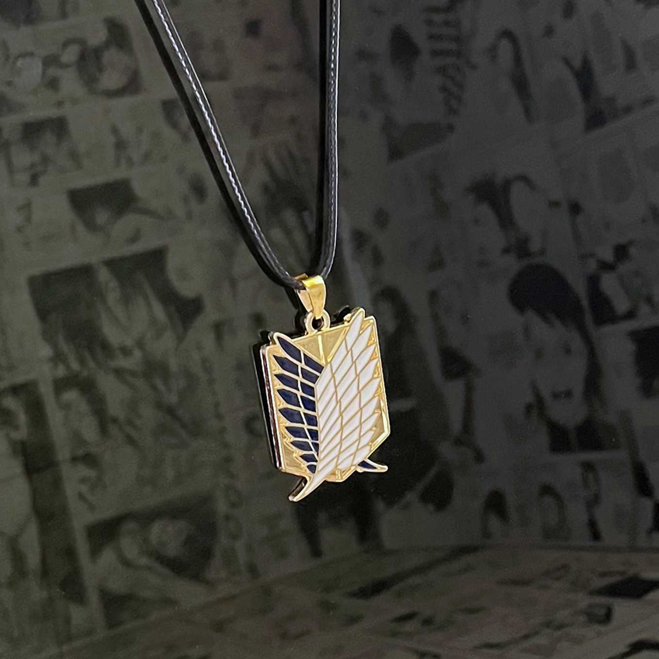 SoulAbiti Attack on Titan Survey corps Pendant (3.4-cm long 2.6-cm wide) - SoulAbiti