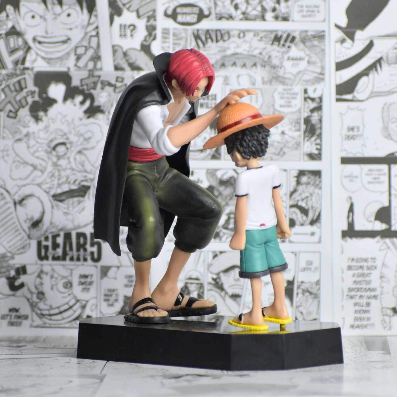 SoulAbiti One Piece Action Figure Set Monkey D Luffy and Shanks (18 cm) in Iconic Moment Shanks Passing on The Pirate King's Hat to Young Luffy of Straw hat Pirates Multicolor - SoulAbiti
