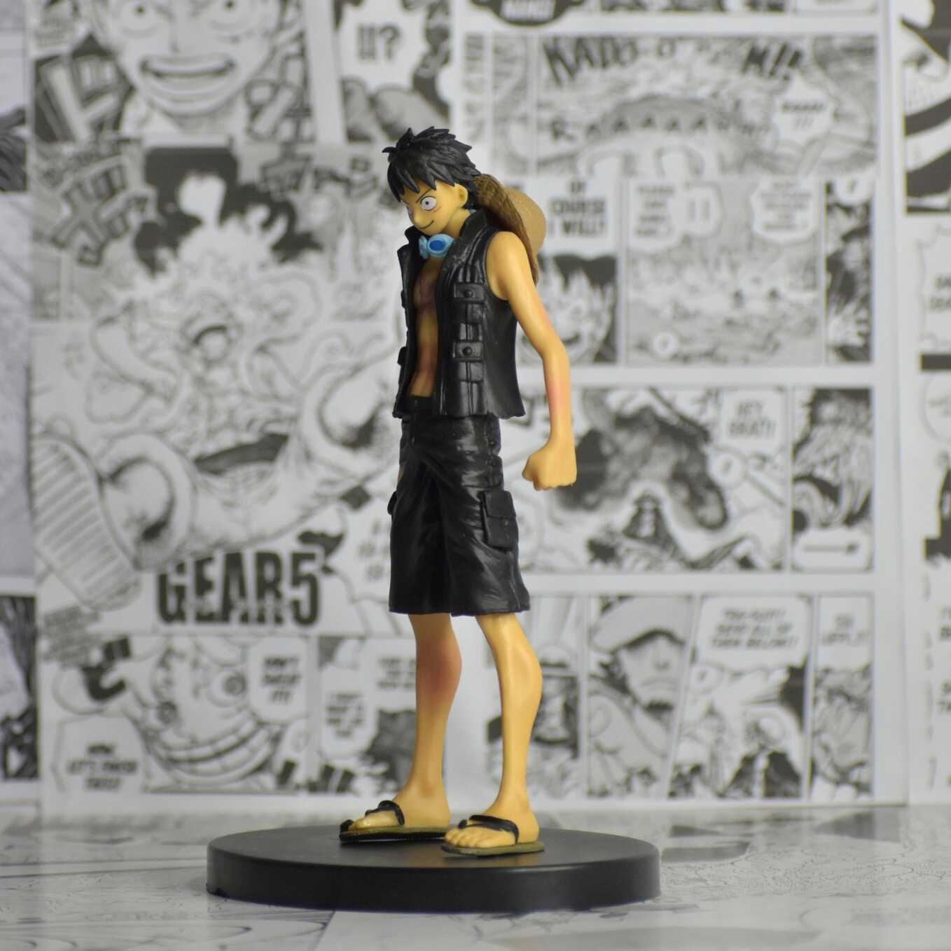SoulAbiti One Piece Monkey D Luffy Action Figure (16 cm) with Round Base Monkey D Luffy Black Attire from One Piece Film Gold Ideal Gift gor Anime Series Fan Multicolor - SoulAbiti